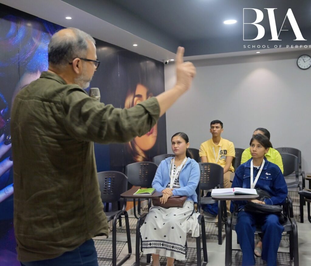 BEST ACTING INSTITUTE IN KOLKATA WITH NATIONAL AWARD WINNING FILMMAKER ATANU GHOSH CLASS PHOTOS